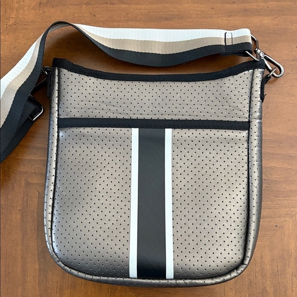 Haute Shore Jeri Ritz Neoprene Crossbody Bag Brown Black - Picture 3 of 16